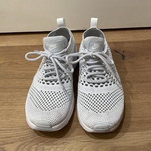 Nike Women's Air Max Thea Ultra FlyKnit Lace Up